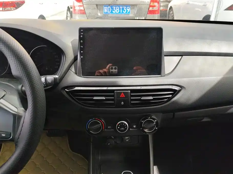 Hyundai Elantra 2022 — фото 13