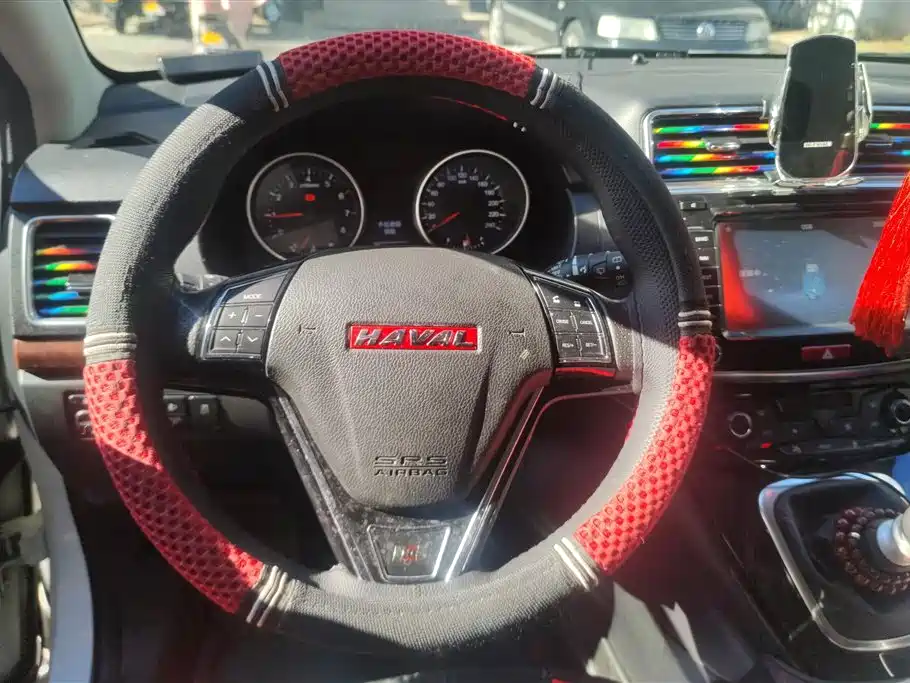 Haval H6 2015 — фото 15