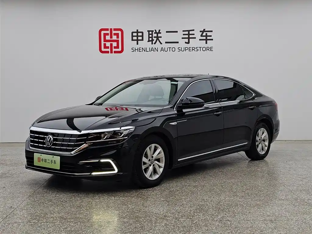 Volkswagen Passat PHEV 2021