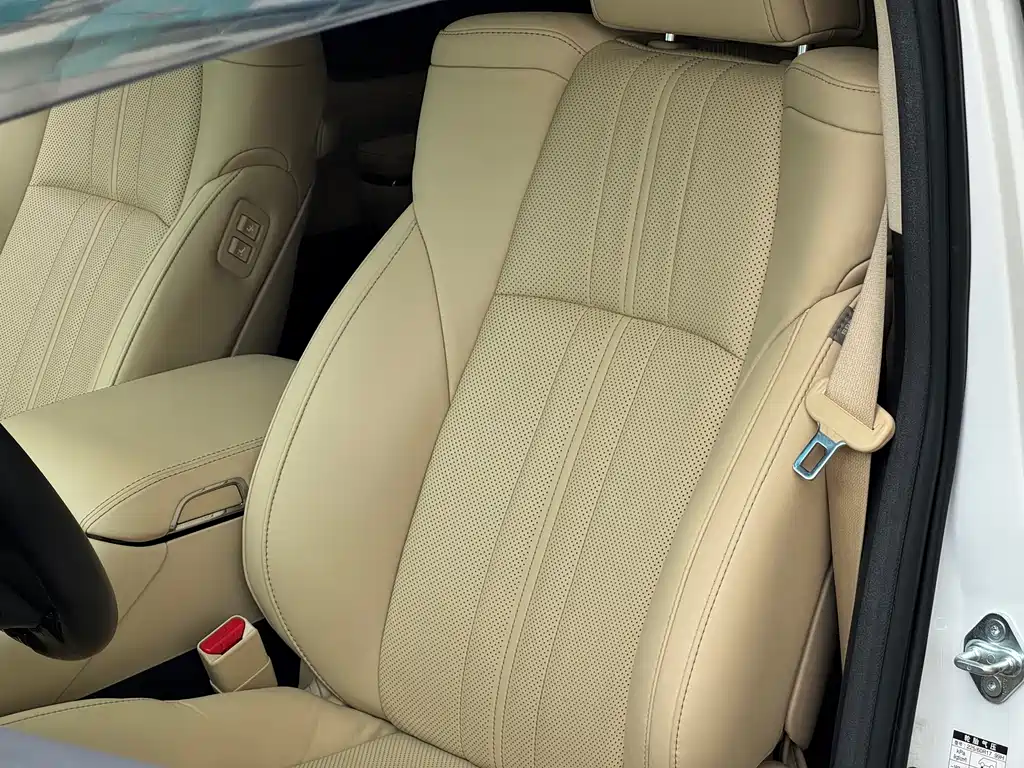 Toyota Vellfire 2021 — фото 10