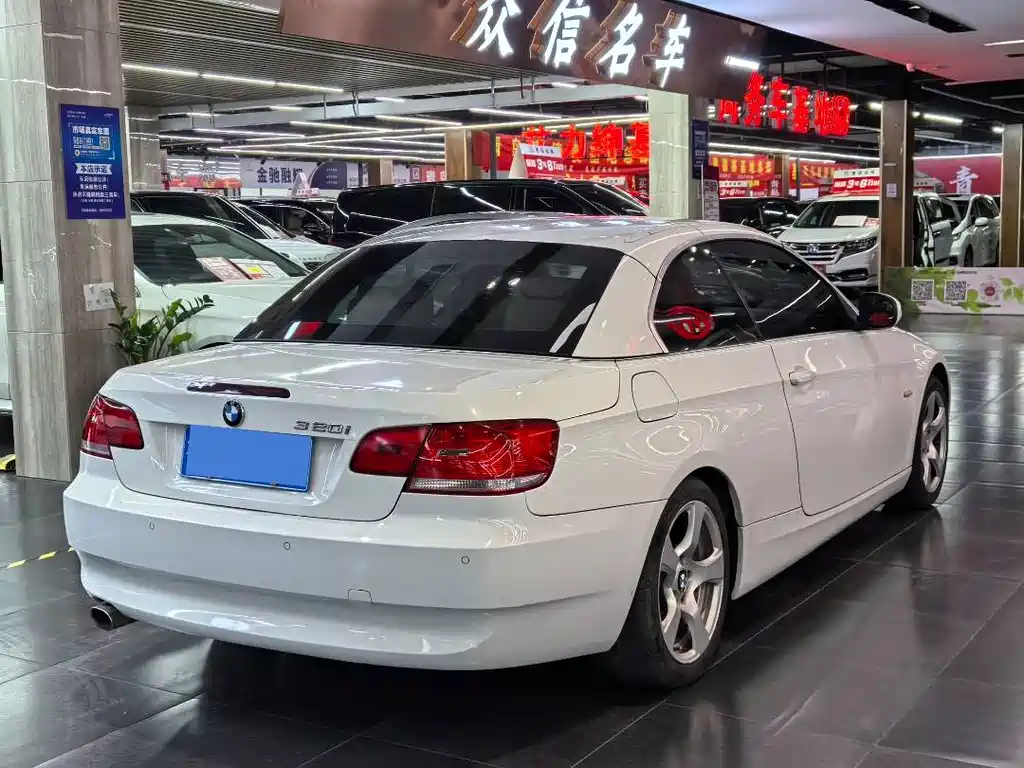 BMW 3 Series 2011
