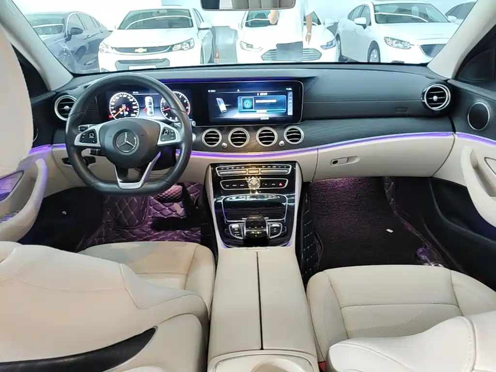 Mercedes-Benz E-Class 2017 — фото 10
