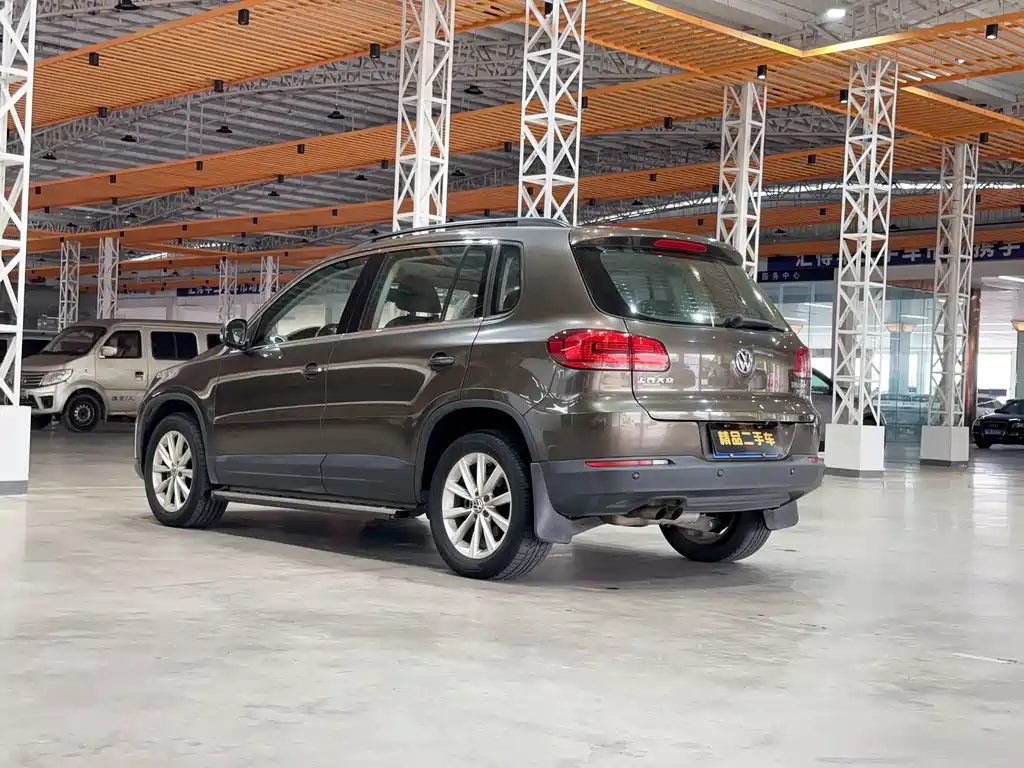 Volkswagen Tiguan 2017 — фото 10