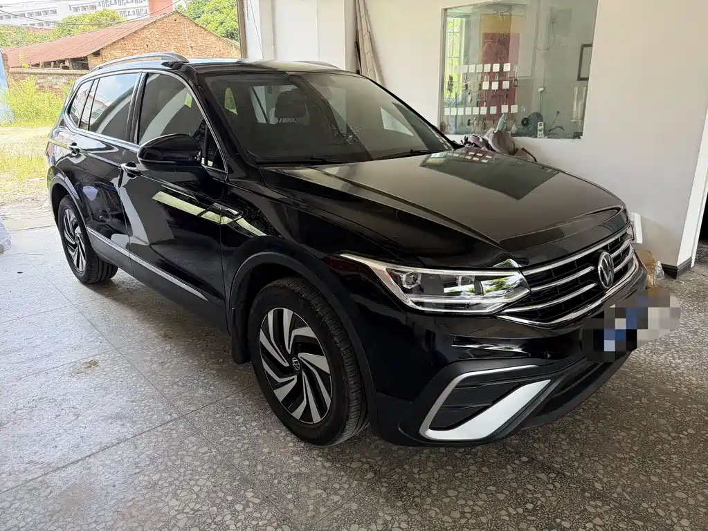 Volkswagen Tiguan L 2022