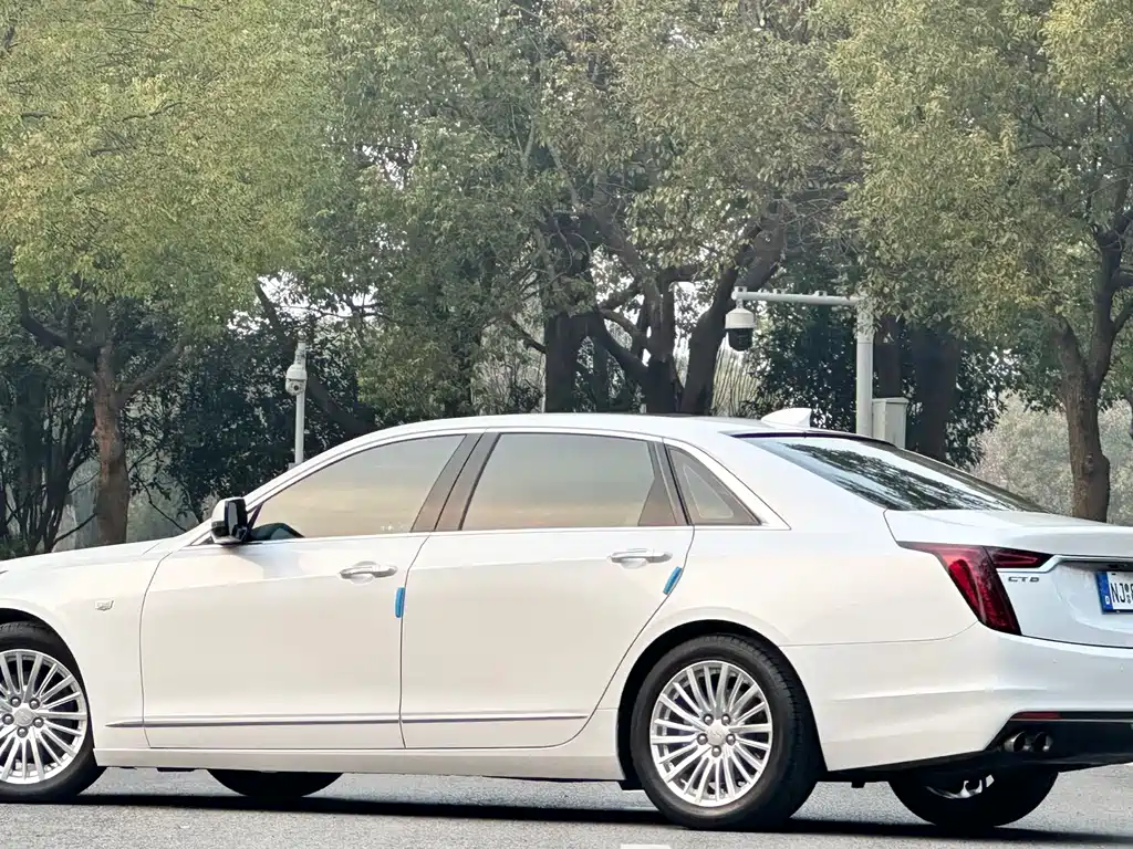 Cadillac CT6 2019 — фото 4