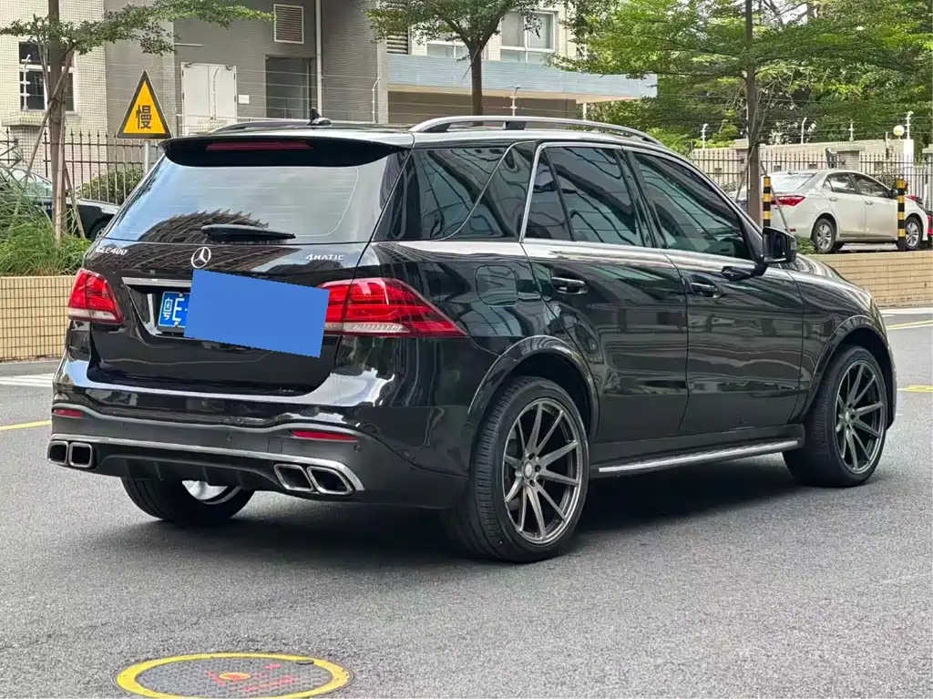 Mercedes-Benz GLE 2016 — фото 10