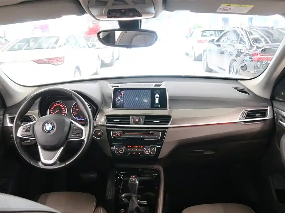 BMW X1 New Energy 2017 — фото 5