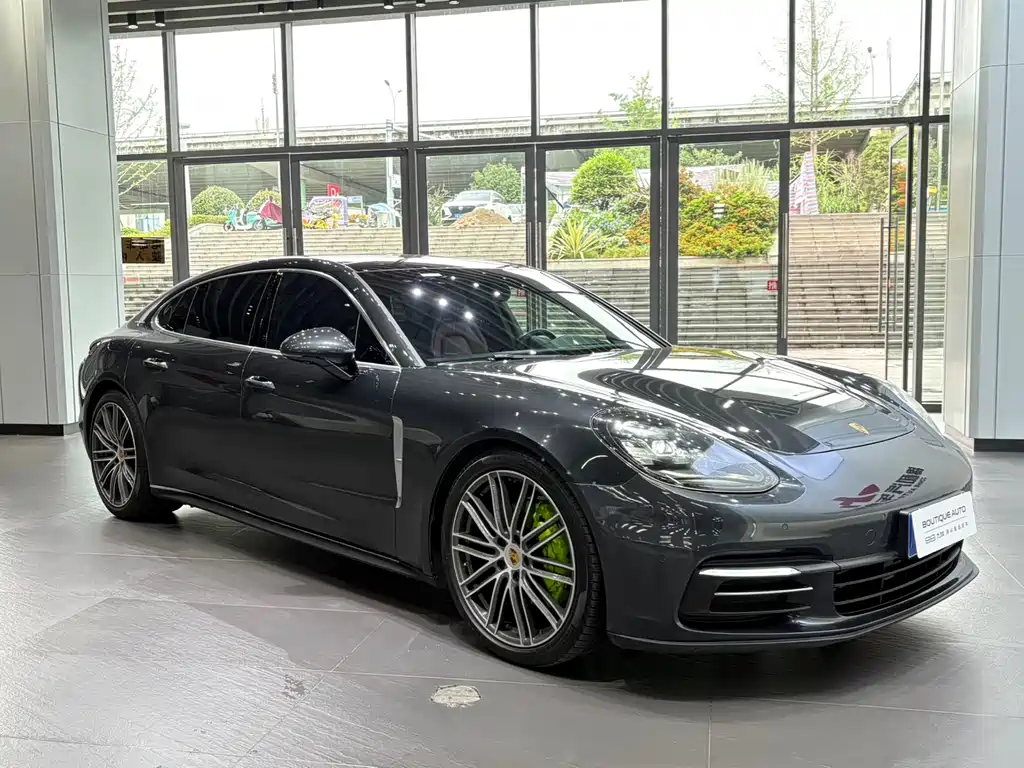 Porsche Panamera 2019