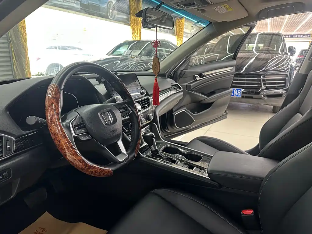 Honda Accord 2021 — фото 14