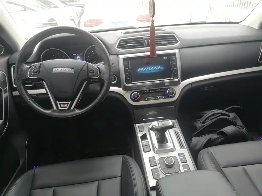 Haval H6 Coupe 2017 — фото 10