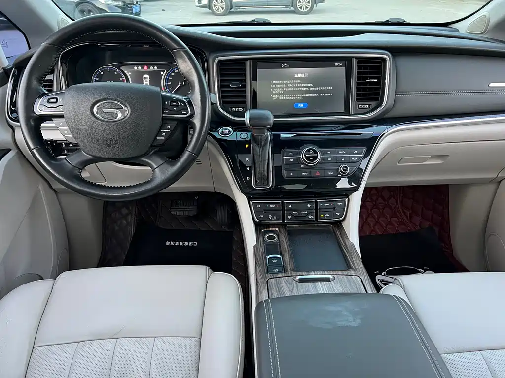 GAC Motor Trumpchi M8 2018 — фото 8