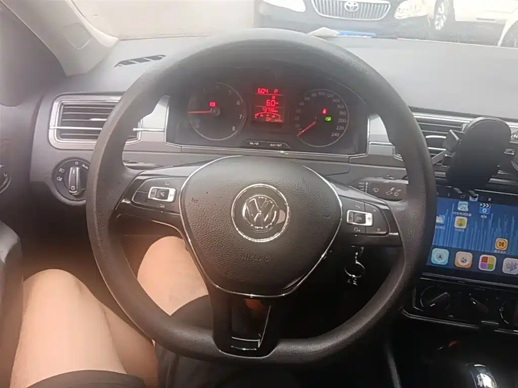 Volkswagen Santana 2018 — фото 11