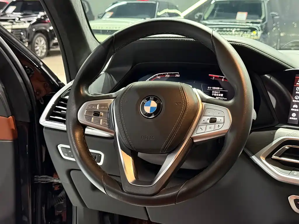 BMW X7 2021 — фото 16