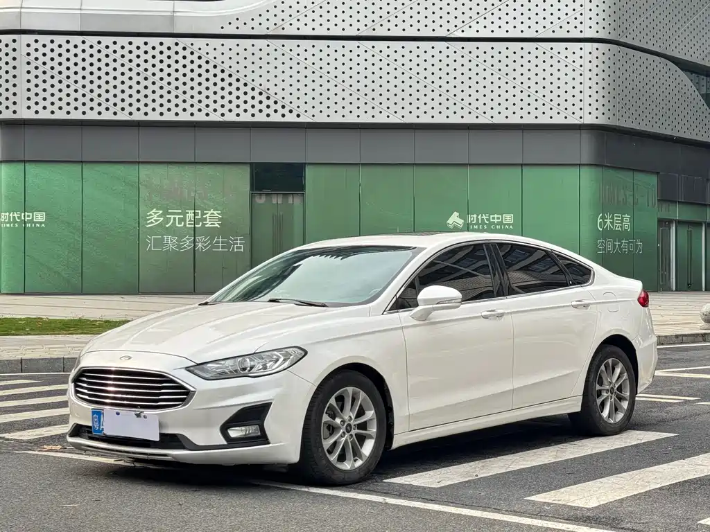Ford Mondeo 2019 — фото 1