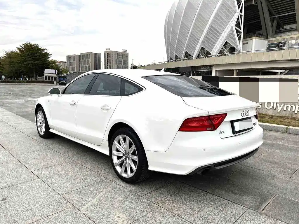 Audi A7 2012 — фото 4