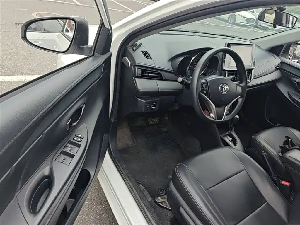 Toyota Vios FS 2022 — фото 16