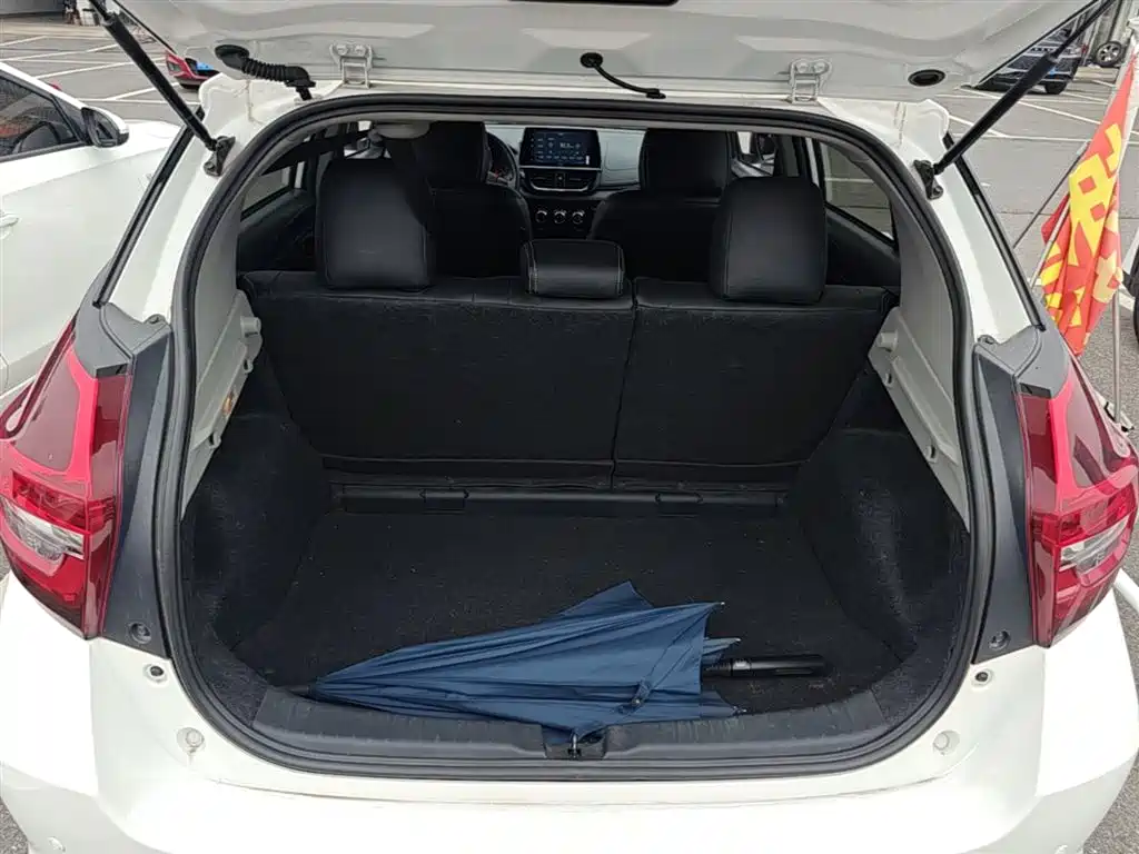 Toyota Vios FS 2022 — фото 19