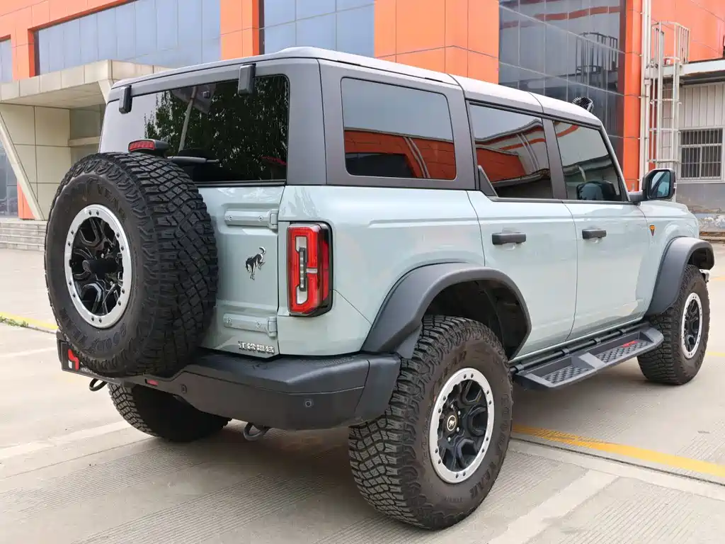 Ford Bronco 2025 — фото 27