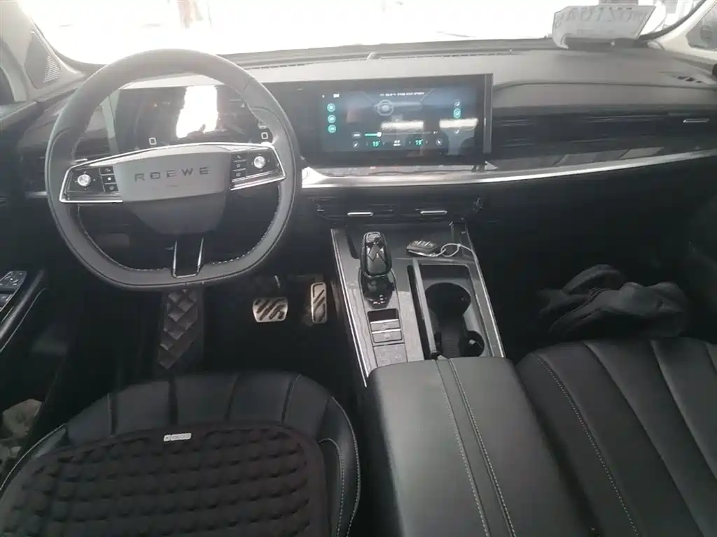 Roewe RX5 eMAX 2022 — фото 10