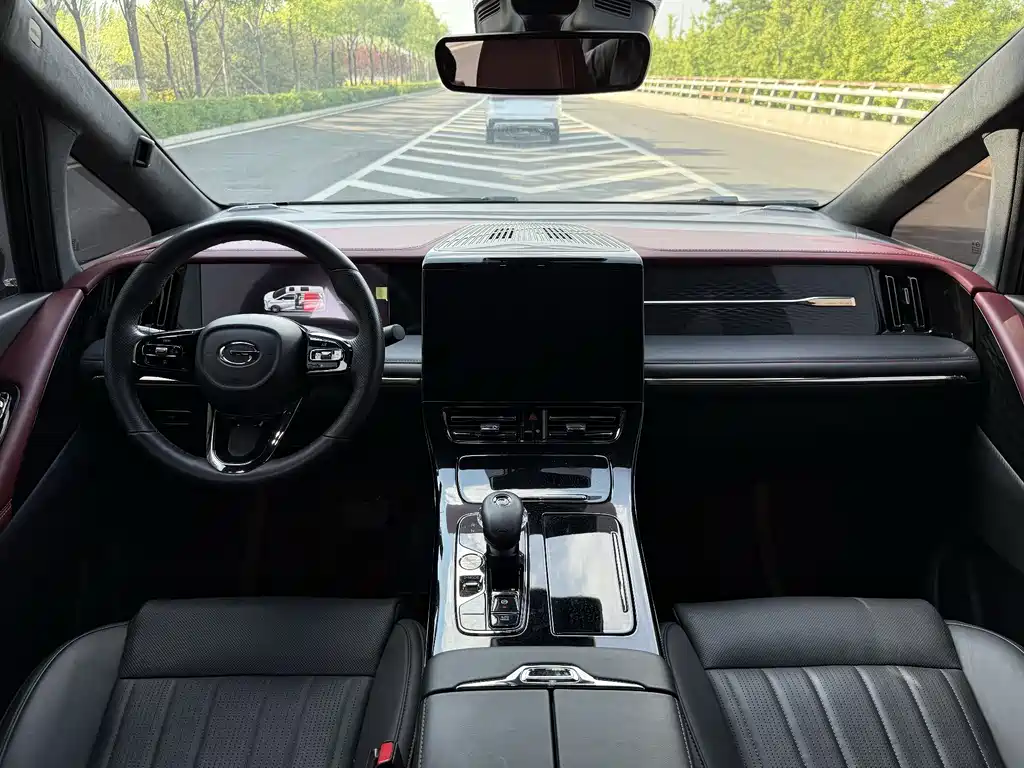 GAC Motor Trumpchi M8 2023 — фото 6