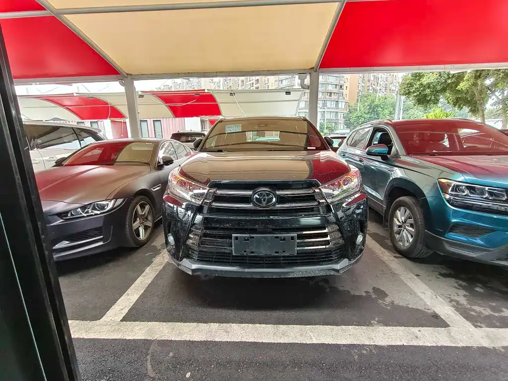 Toyota Highlander 2020 — фото 2