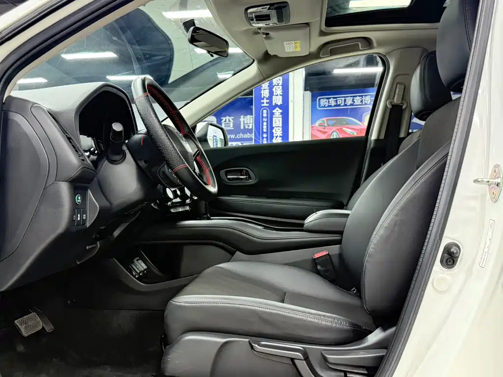 Honda Vezel 2022 — фото 18