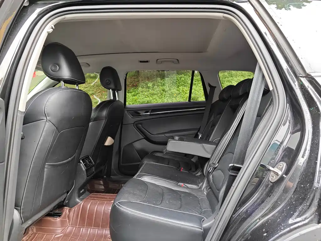 Skoda Kodiaq 2018 — фото 11