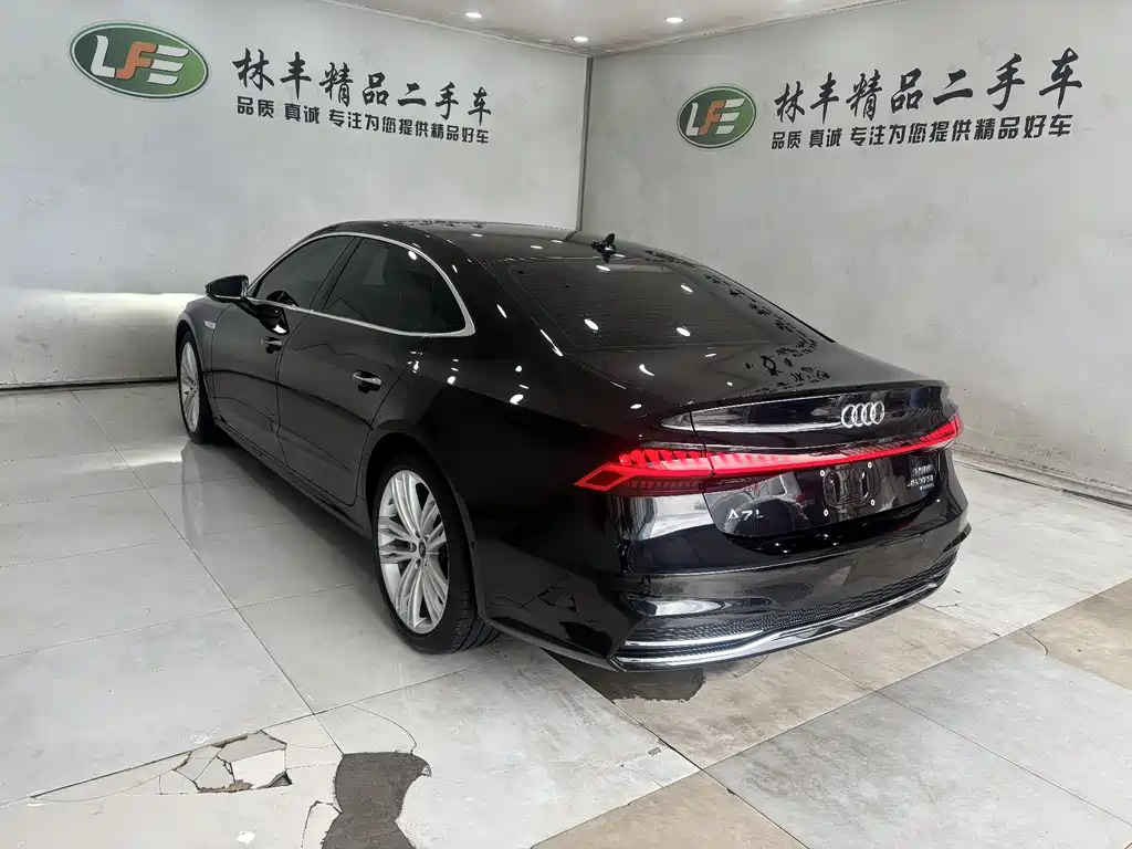 Audi A7L 2024 — фото 5