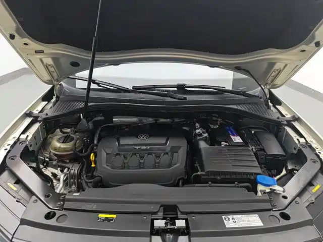 Volkswagen Tiguan L 2019 — фото 12