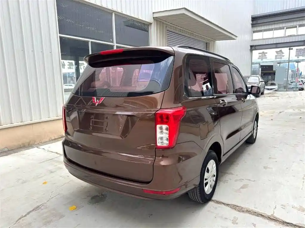 Wuling Hongguang 2022