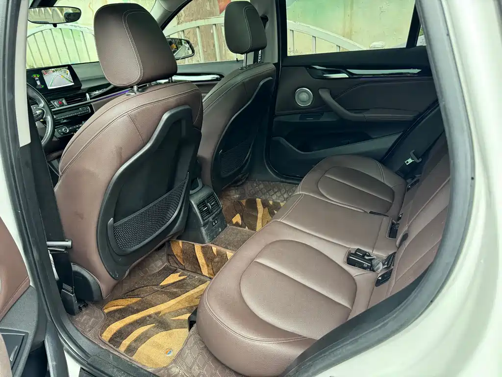 BMW X1 2022 — фото 13