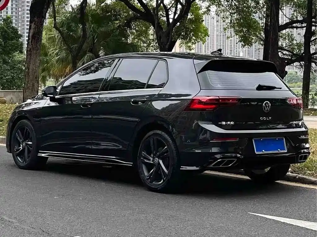 Volkswagen Golf 2023