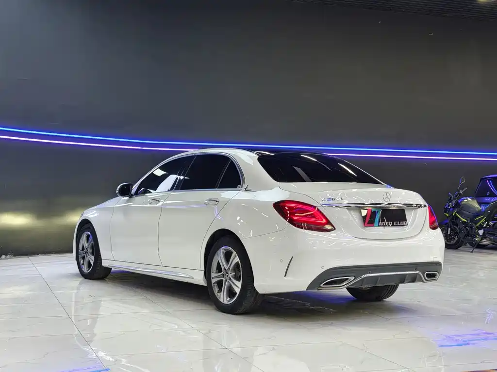 Mercedes-Benz C-Class 2021 — фото 7