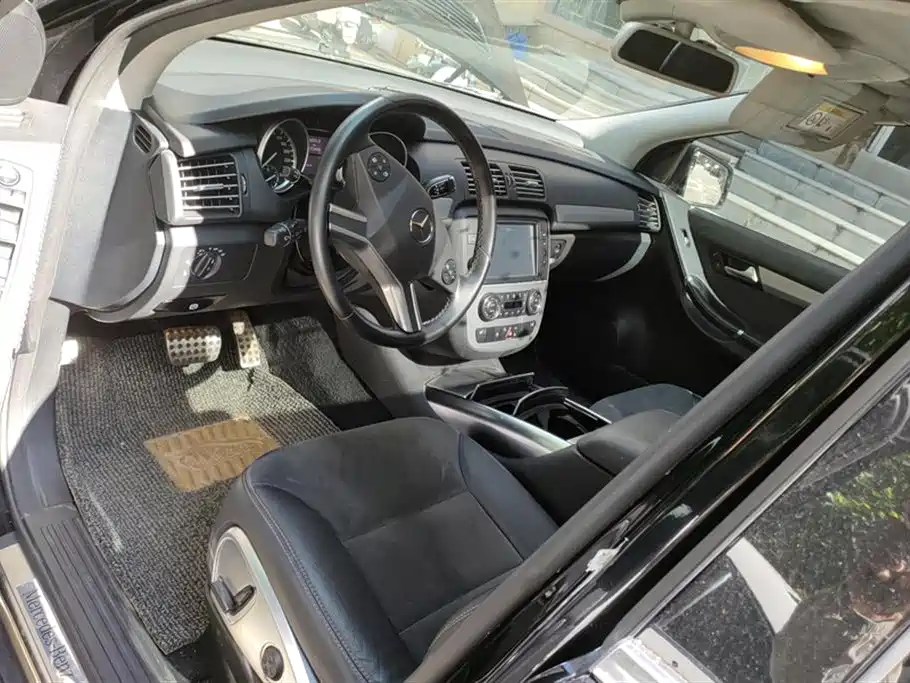 Mercedes-Benz R-Class 2015 — фото 9