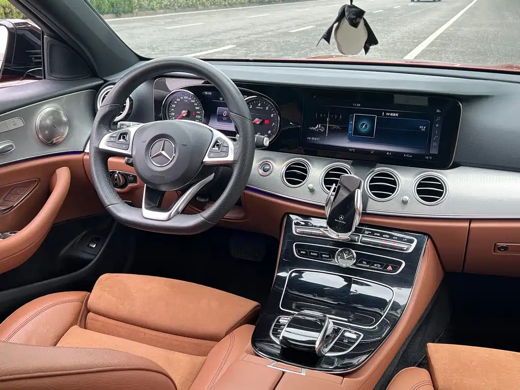 Mercedes-Benz E-Class 2017 — фото 9
