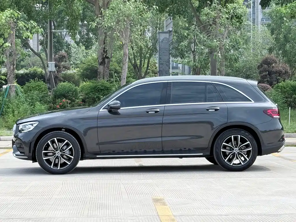 Mercedes-Benz GLC 2021