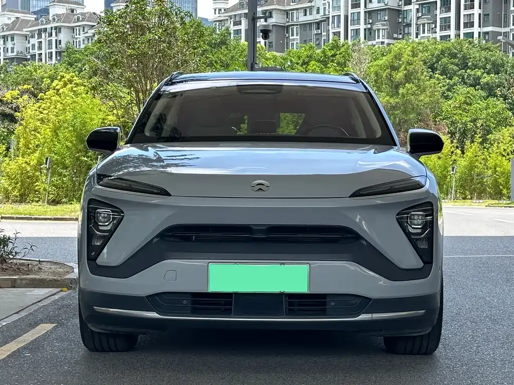 NIO ES6 2020