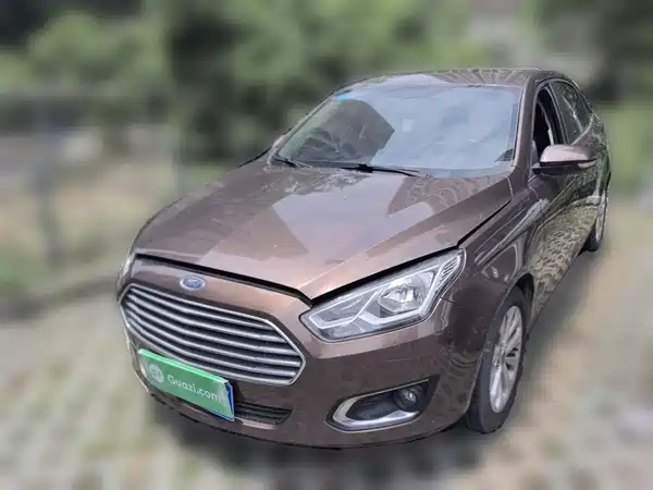 Ford Escort 2015