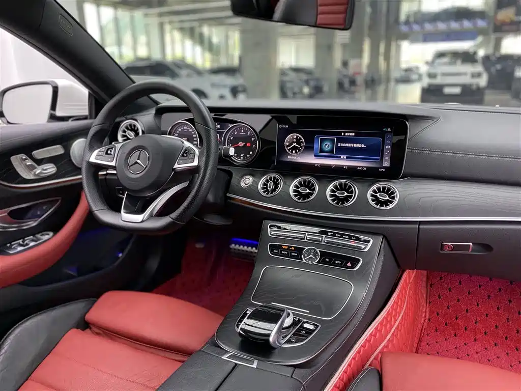 Mercedes-Benz E-Class 2018 — фото 10