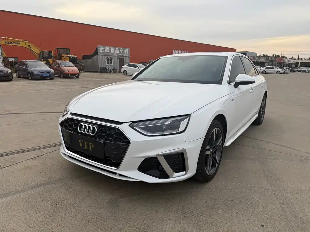 Audi A4L 2021