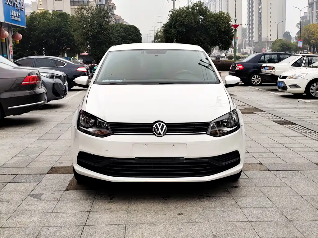 Volkswagen Polo 2017 — фото 2