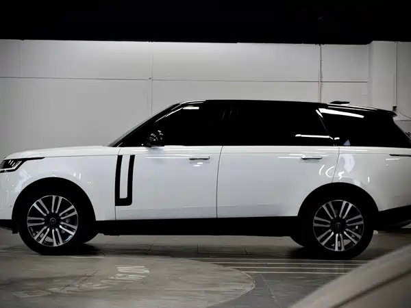 Land Rover Range Rover 2023