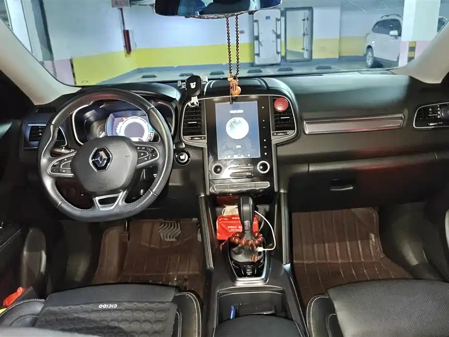 Renault Koleos 2017 — фото 12