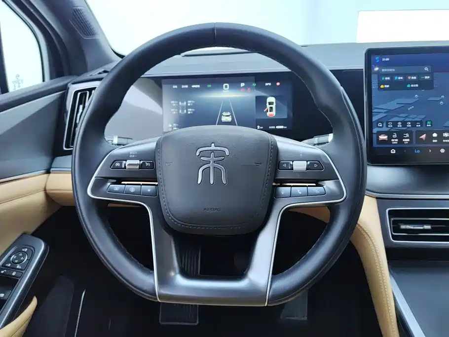 BYD Song L DM-i 2025 — фото 15