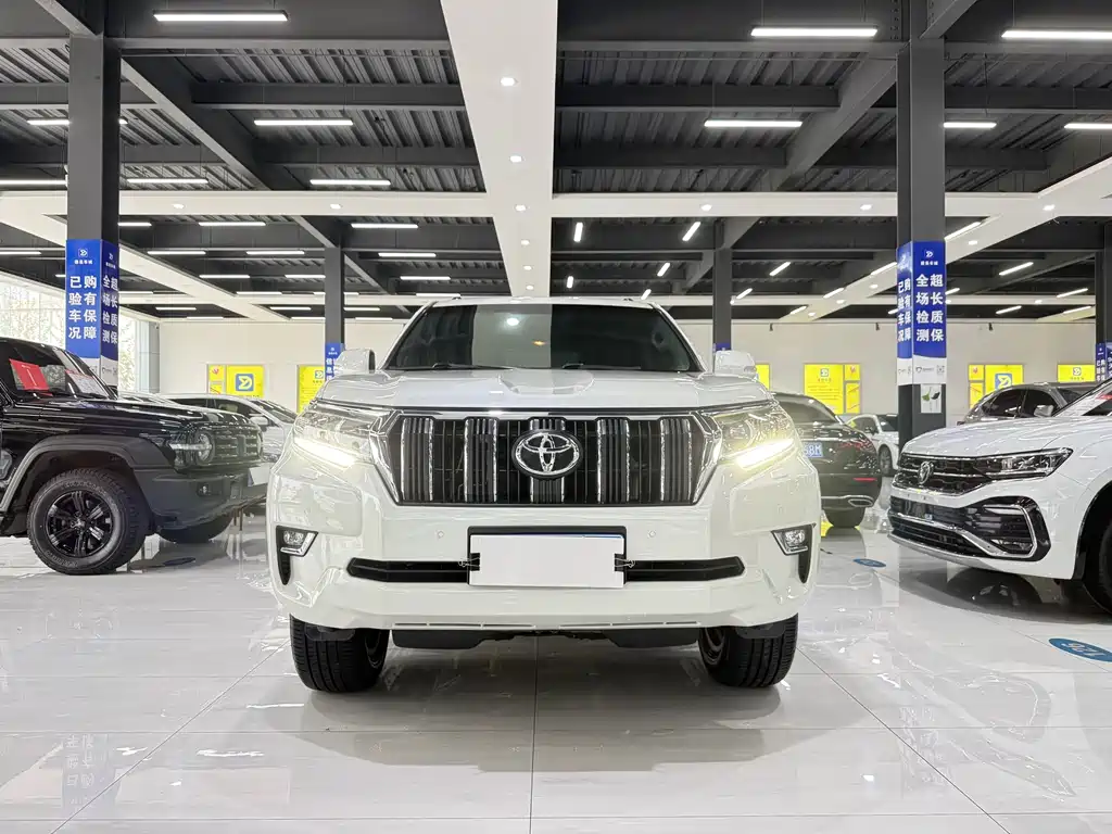 Toyota Prado 2019 — фото 2