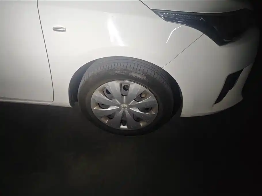 Toyota Yaris L 2015 — фото 6