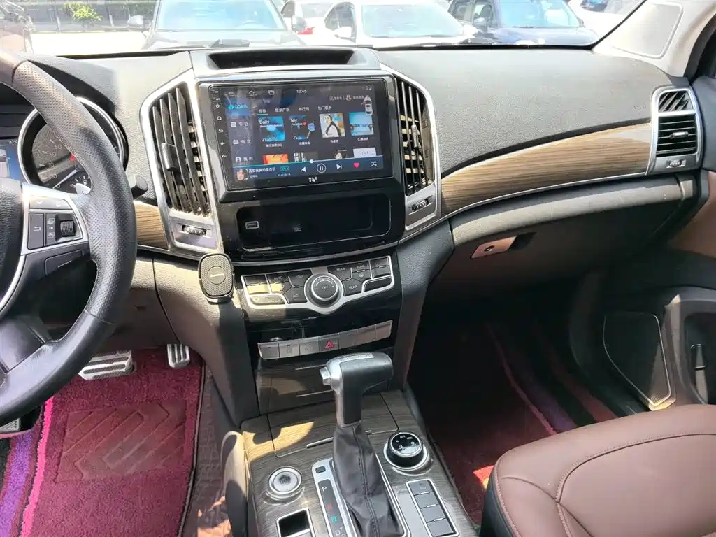 Haval H9 2017 — фото 15