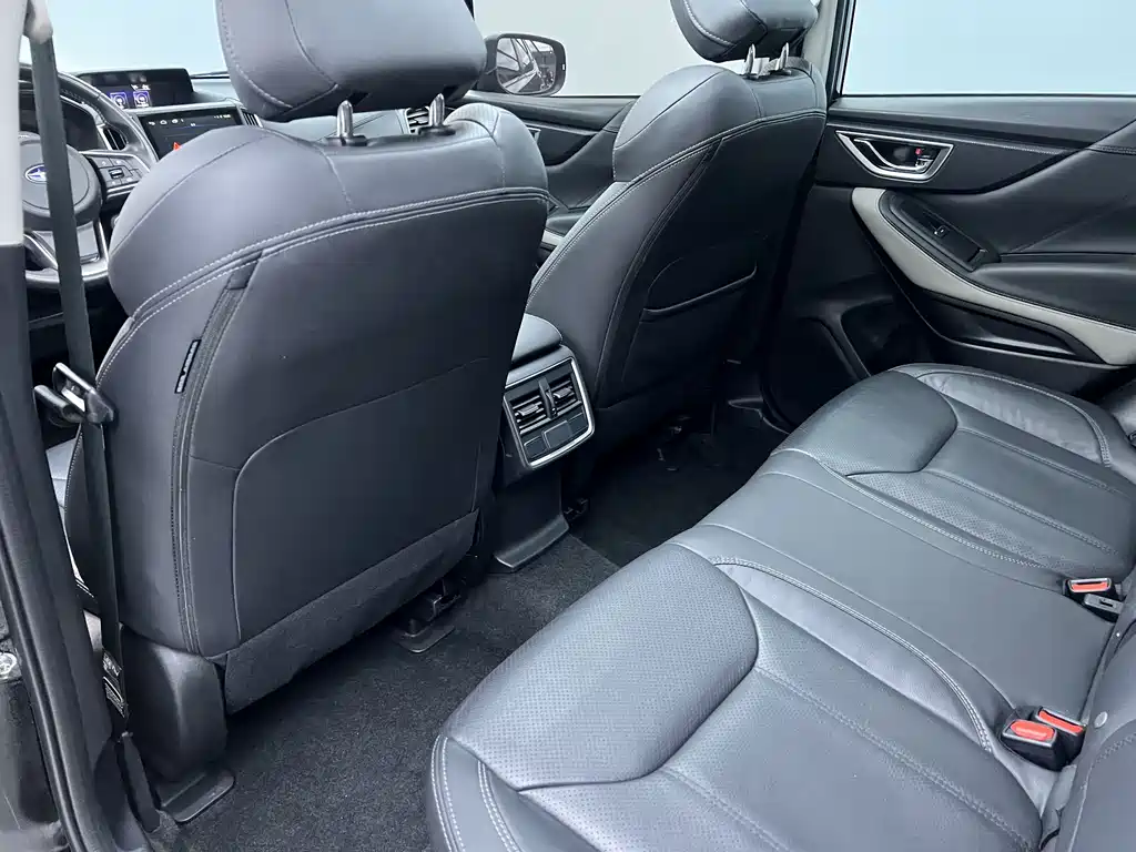 Subaru Forester 2022 — фото 15