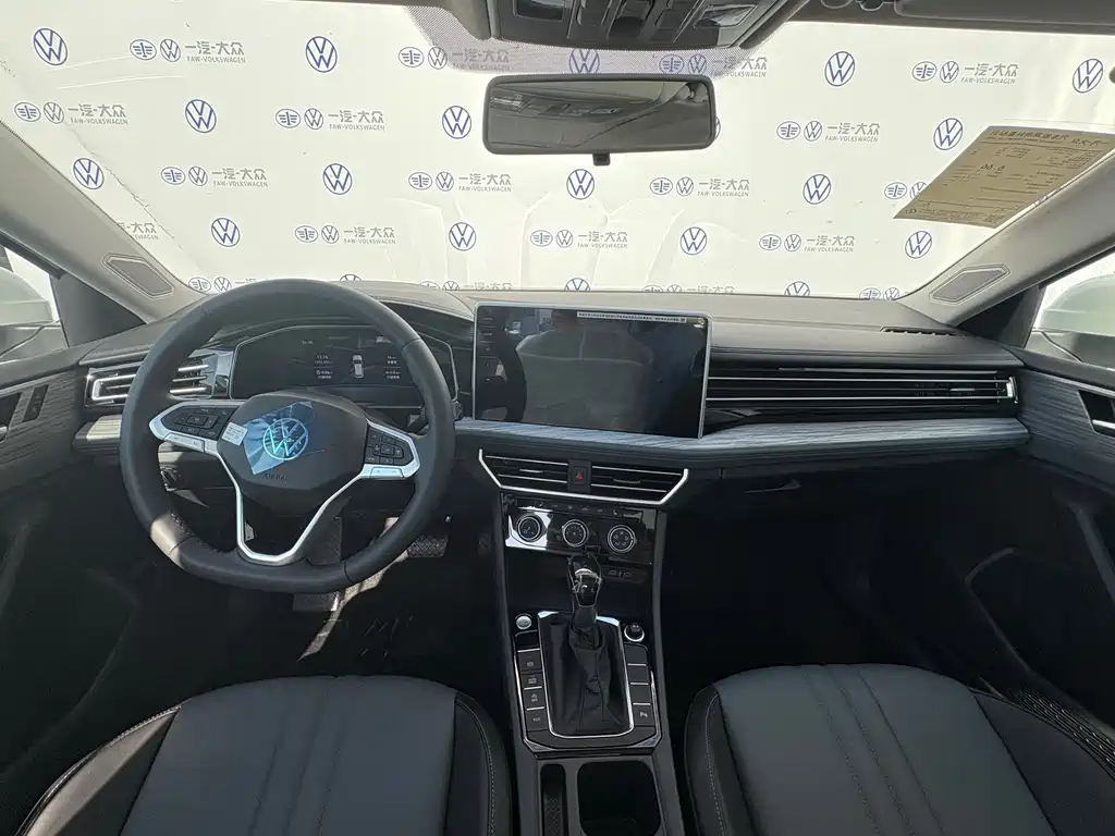 Volkswagen Sagitar 2026