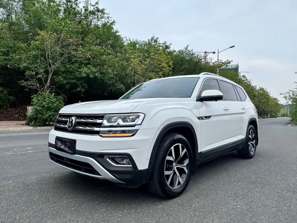Volkswagen Teramont 2017 — фото 1